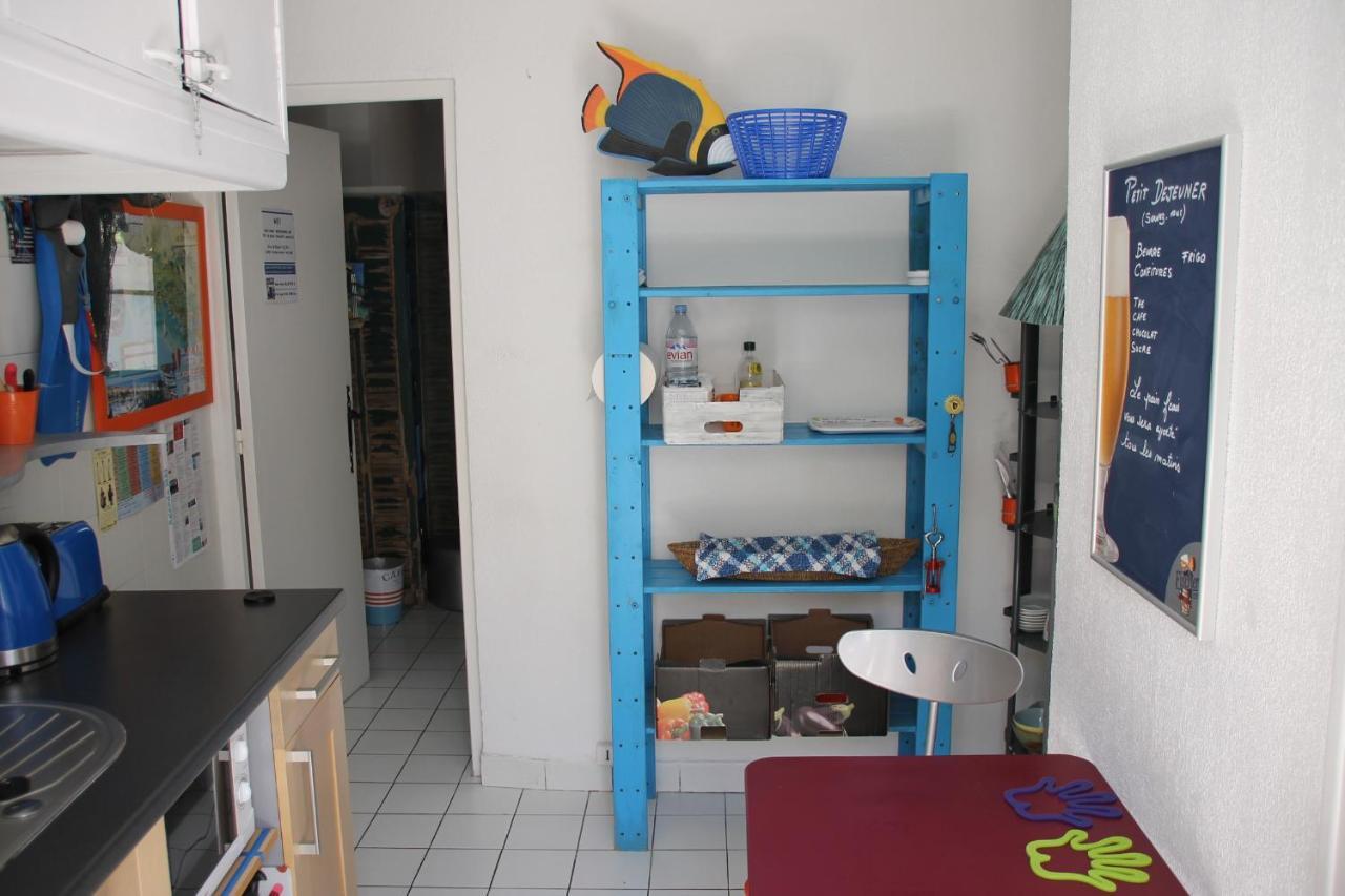 Хостел Au Petit Chez Soi Каси Экстерьер фото